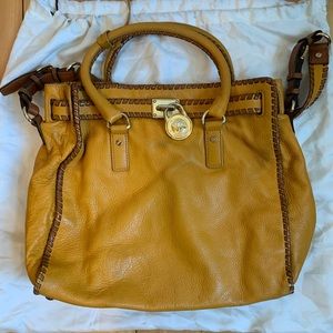 Yellow leather tote bag Michael kors